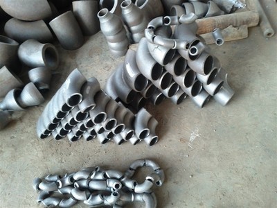 【河北瑞鼎供應各種度數碳鋼/不銹鋼/合金鋼彎頭 質優價廉 歡迎選購】價格,廠家,圖片,彎頭,河北瑞鼎管道裝備制造-